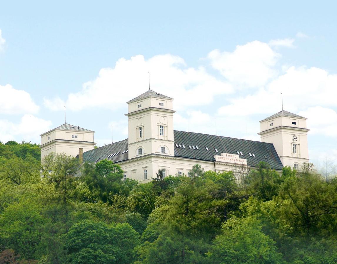 Hotel Zamek Racice Exterior foto